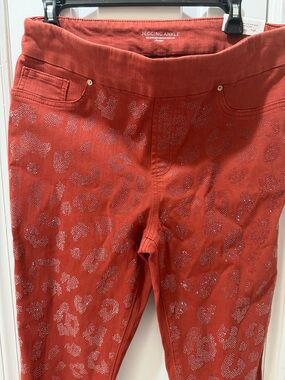 NWT Chicos Platinum Jegging Ankle Pants Rust/Red with LeapedPrint Rhinestones